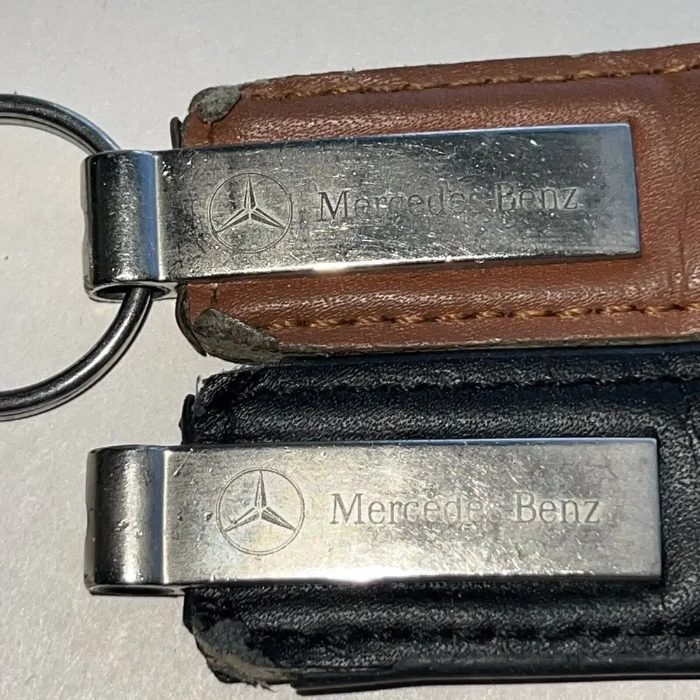 Set Of 2 Mercedes-Benz Of New London Keychain Metal & Leather Black & Brown WORN